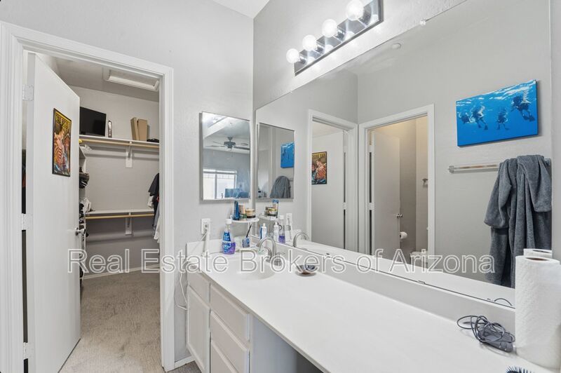 Bright 3-Bed Townhouse in Quiet Gated Community Near ASU property image