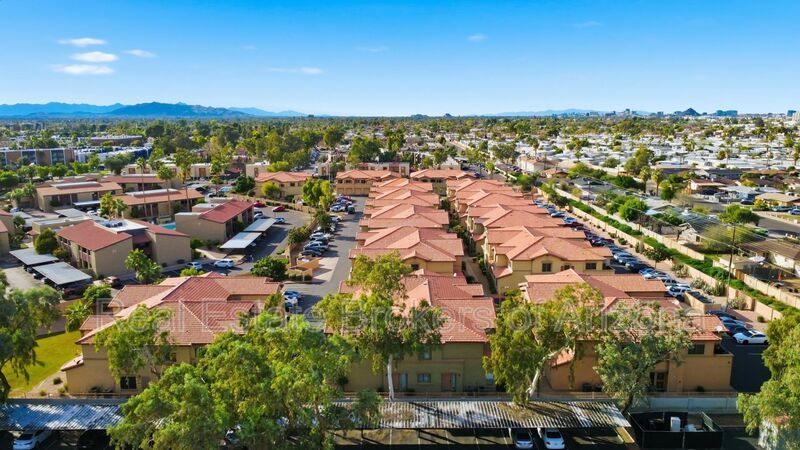 Bright 3-Bed Townhouse in Quiet Gated Community Near ASU property image