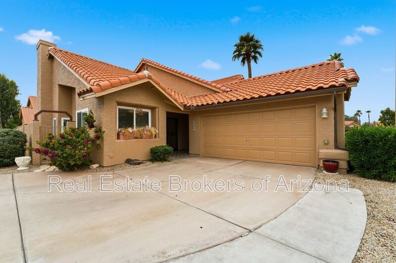 Fully Furnished Scottsdale Home with Bonus Room & 2-Car Garage property image