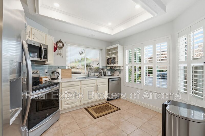 Fully Furnished Scottsdale Home with Bonus Room & 2-Car Garage property image