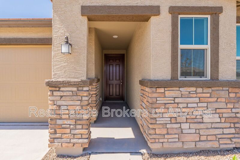 Modern 3-Bed + Den Home in Ventana De Estrellas property image