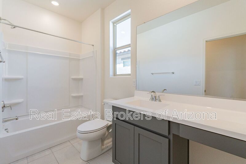 Modern 3-Bed + Den Home in Ventana De Estrellas property image