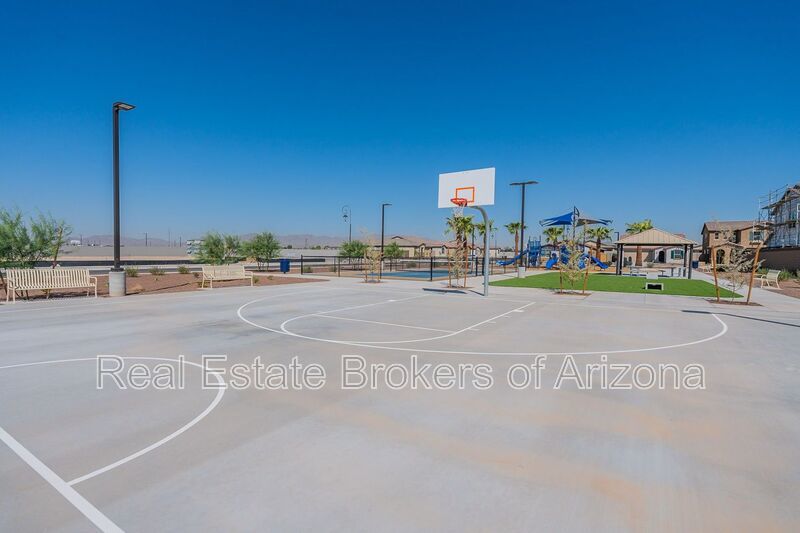 Modern 3-Bed + Den Home in Ventana De Estrellas property image