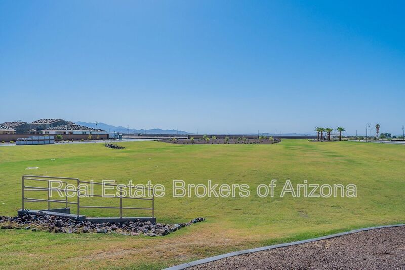 Modern 3-Bed + Den Home in Ventana De Estrellas property image