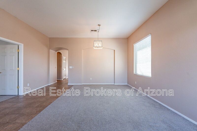 4-Bedroom Pool Home Minutes from Arrowhead Shopping & Dining property image