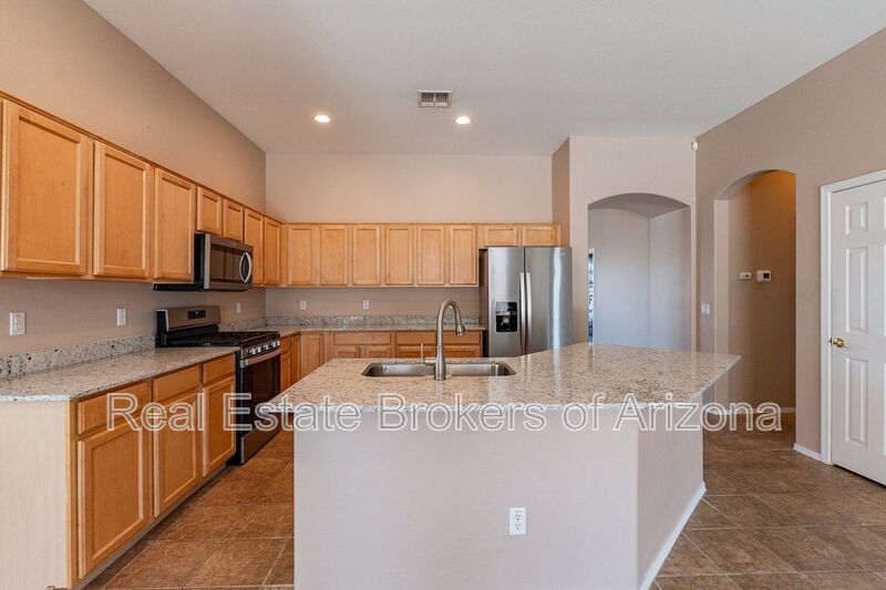 4-Bedroom Pool Home Minutes from Arrowhead Shopping & Dining property image