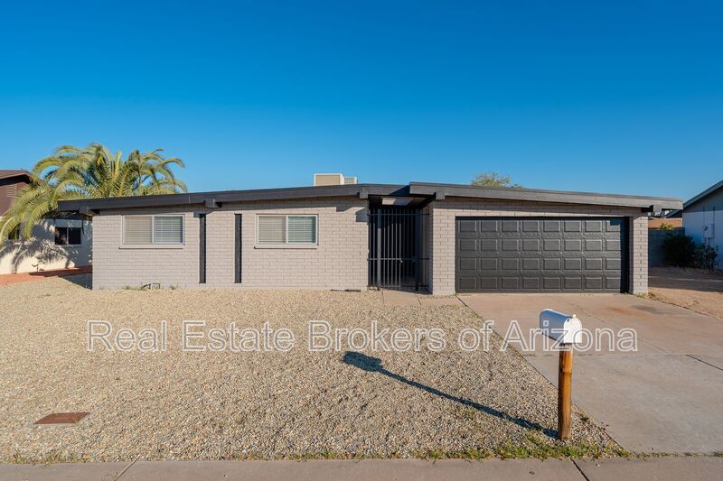 Stunning 3-Bedroom Home in Prime Glendale Location property image