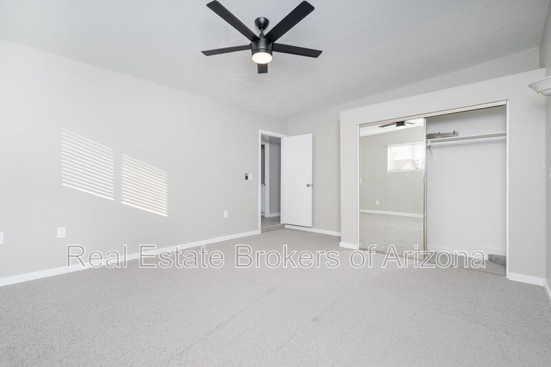 Stunning 3-Bedroom Home in Prime Glendale Location property image