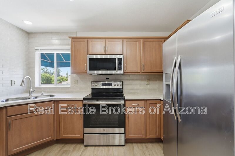 Fully Updated 2 Bed Mesa Condo | Quartz Counters + Pool & Spa property image