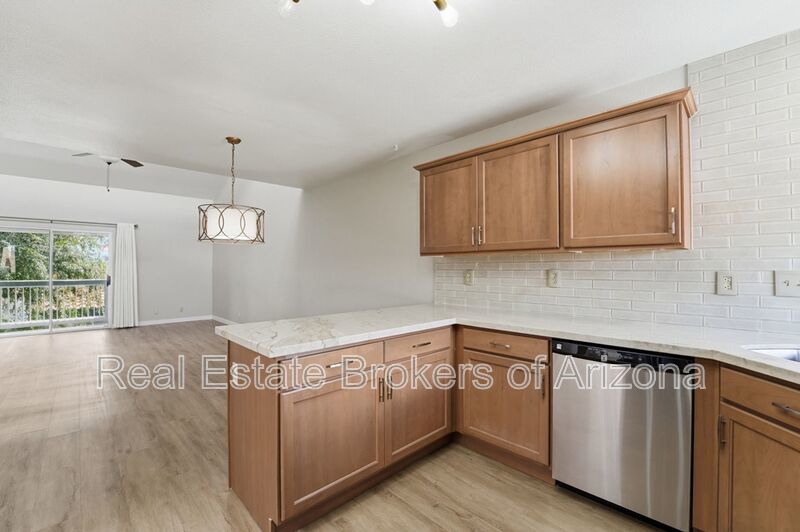 Fully Updated 2 Bed Mesa Condo | Quartz Counters + Pool & Spa property image