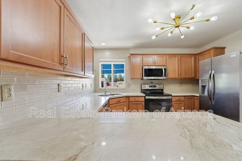 Fully Updated 2 Bed Mesa Condo | Quartz Counters + Pool & Spa property image