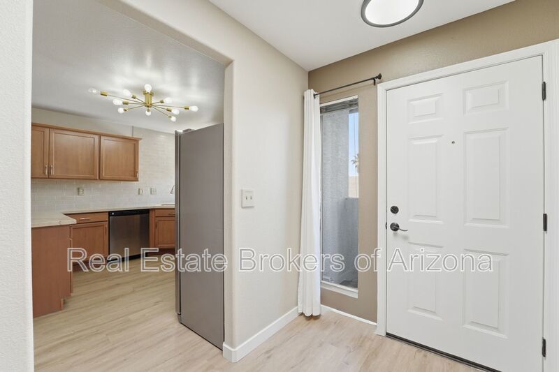 Fully Updated 2 Bed Mesa Condo | Quartz Counters + Pool & Spa property image