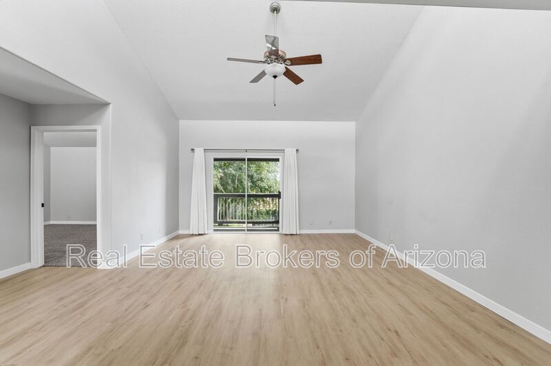 Fully Updated 2 Bed Mesa Condo | Quartz Counters + Pool & Spa property image