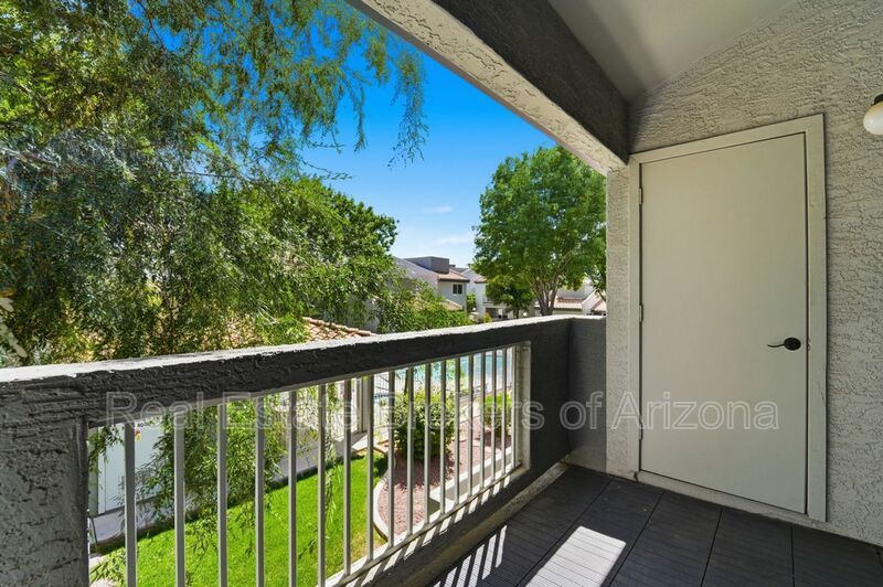 Fully Updated 2 Bed Mesa Condo | Quartz Counters + Pool & Spa property image