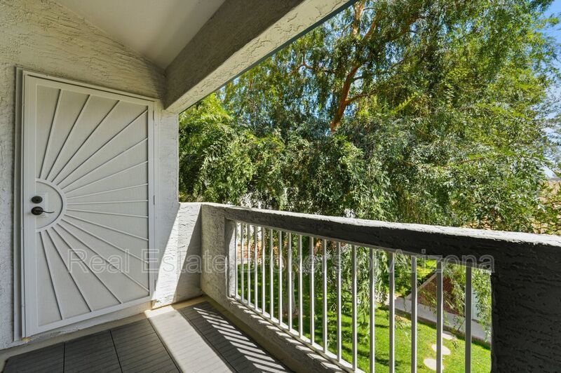 Fully Updated 2 Bed Mesa Condo | Quartz Counters + Pool & Spa property image