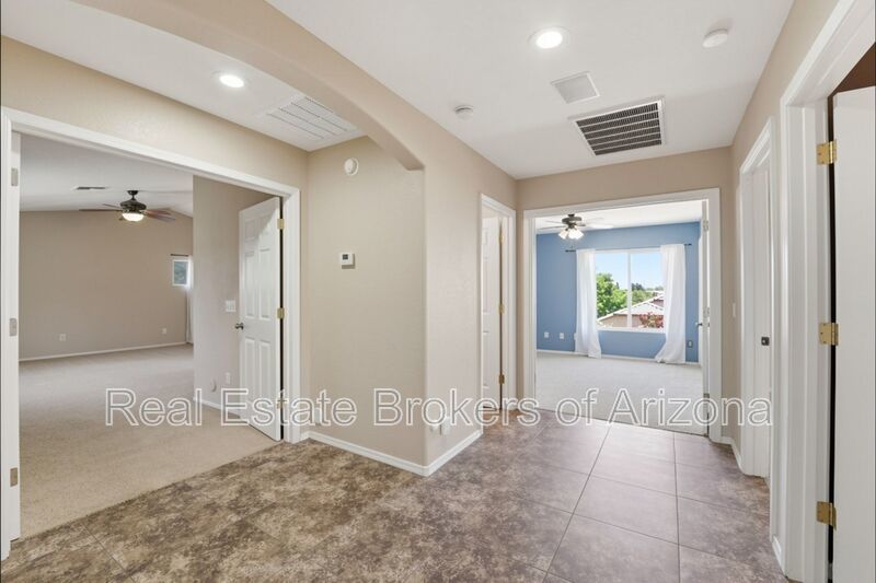 Luxury Gilbert Rental | Pool, 4-Car Garage, Solar + BBQ Setup property image