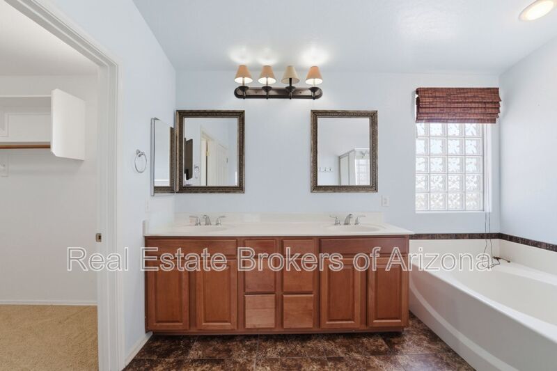 Luxury Gilbert Rental | Pool, 4-Car Garage, Solar + BBQ Setup property image