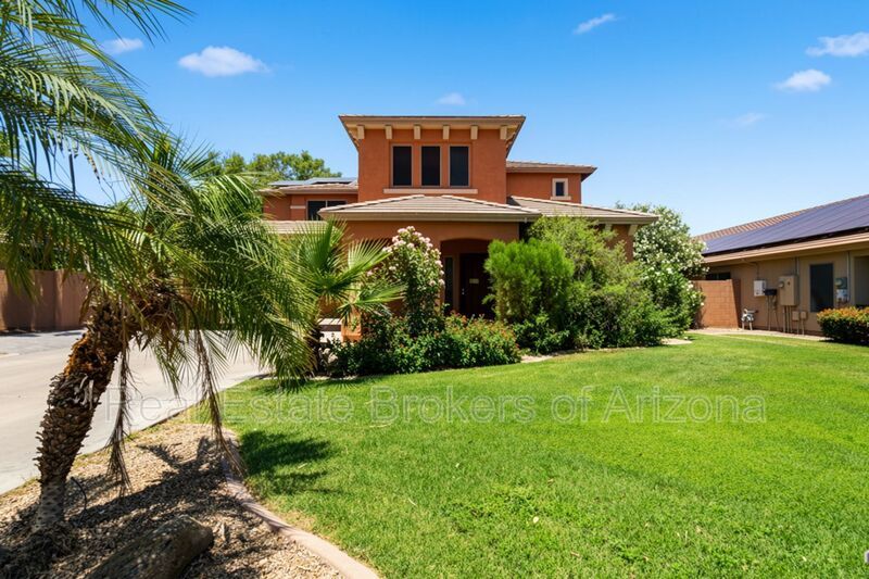 Luxury Gilbert Rental | Pool, 4-Car Garage, Solar + BBQ Setup property image