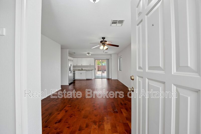 Live in Rancho El Dorado | Spacious 3 Bed Near Golf & Parks property image