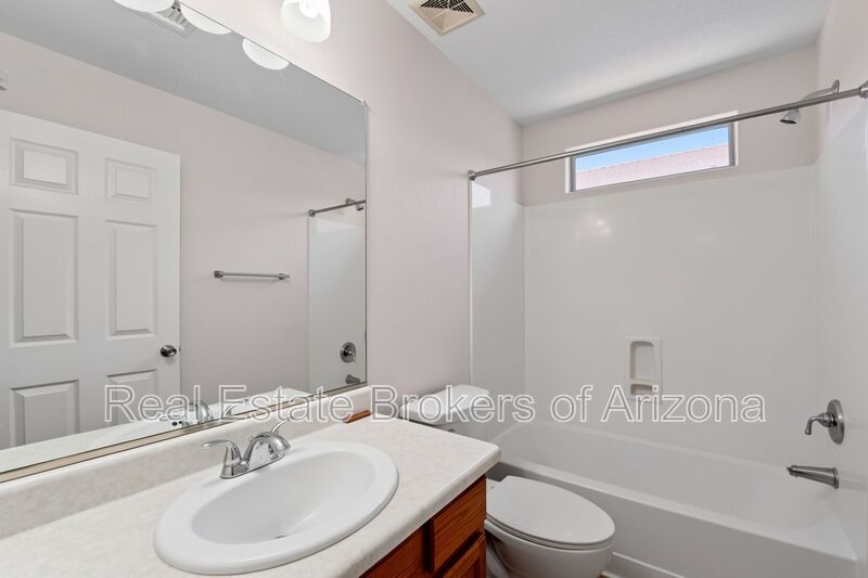 Live in Rancho El Dorado | Spacious 3 Bed Near Golf & Parks property image