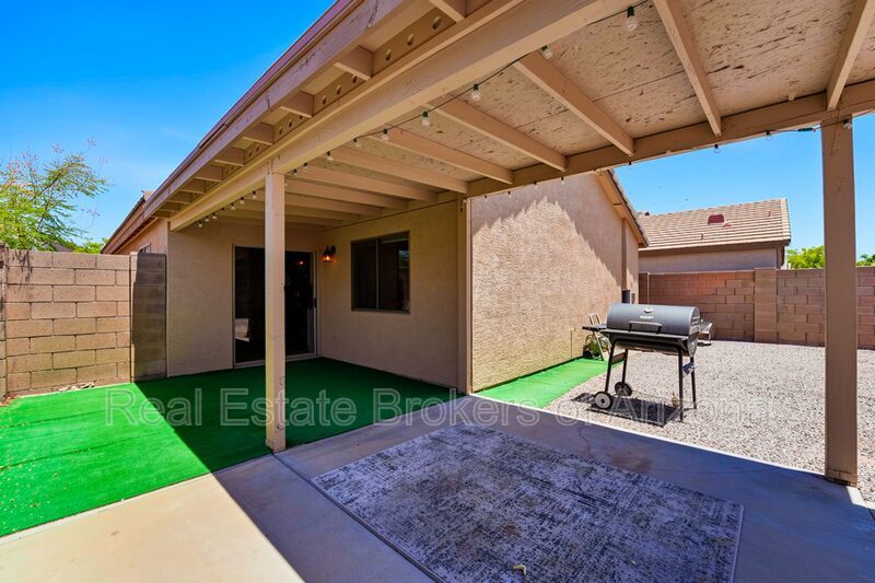 Live in Rancho El Dorado | Spacious 3 Bed Near Golf & Parks property image