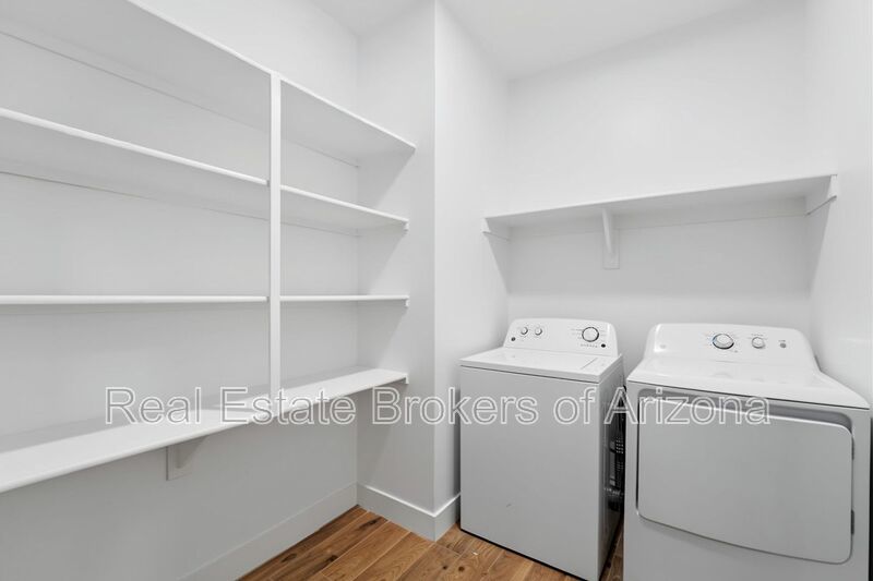 NO HOA! 2024 Build w/ RV Gate, Quartz Kitchen & 4 Spacious Bedrooms property image