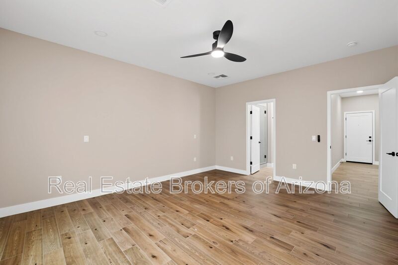 NO HOA! 2024 Build w/ RV Gate, Quartz Kitchen & 4 Spacious Bedrooms property image