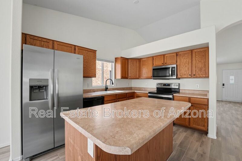 Major Updates Just Completed | 4 Bed Peoria Home with No HOA property image