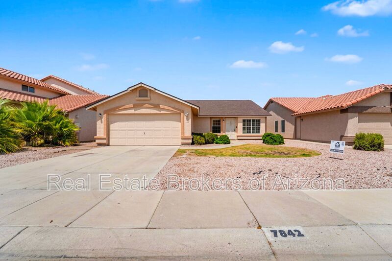 Major Updates Just Completed | 4 Bed Peoria Home with No HOA property image