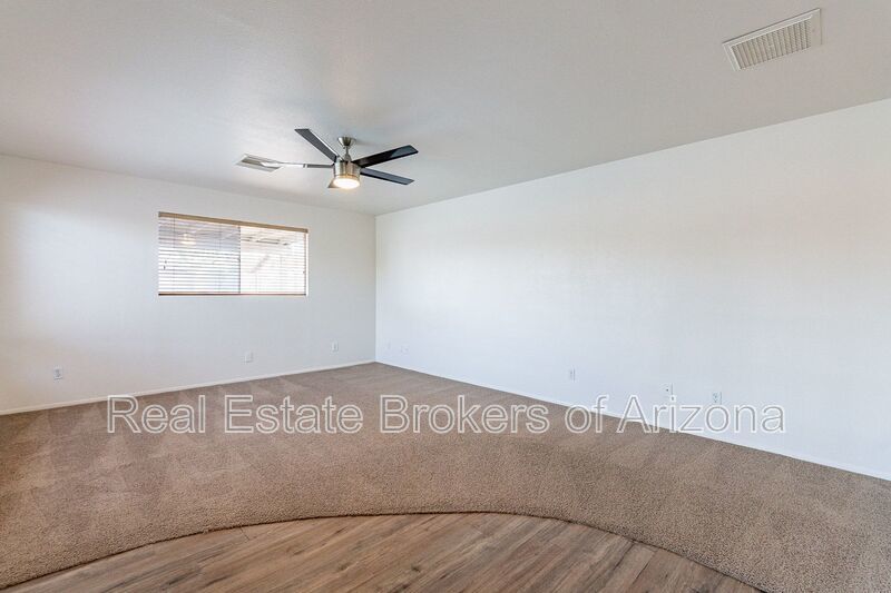Rare Find in Glendale: 4-Bedroom, 3-Bath w/ POOL & NO HOA property image