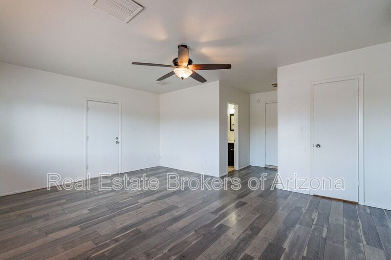 Rare Find in Glendale: 4-Bedroom, 3-Bath w/ POOL & NO HOA property image