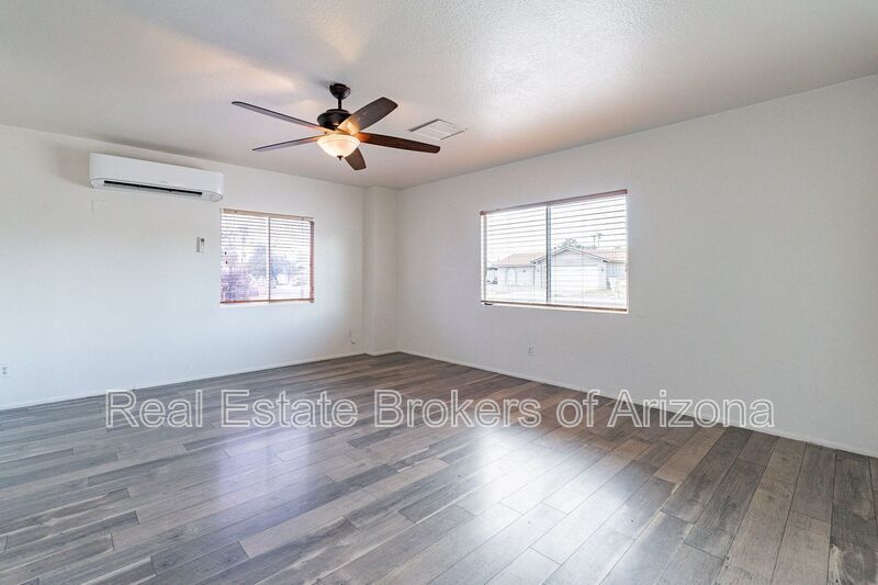 Rare Find in Glendale: 4-Bedroom, 3-Bath w/ POOL & NO HOA property image