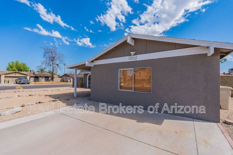 Rare Find in Glendale: 4-Bedroom, 3-Bath w/ POOL & NO HOA property image