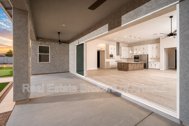Luxury Estate on 1+ Acre | 6 Beds, Mountain Views & 4-Car Garage property image