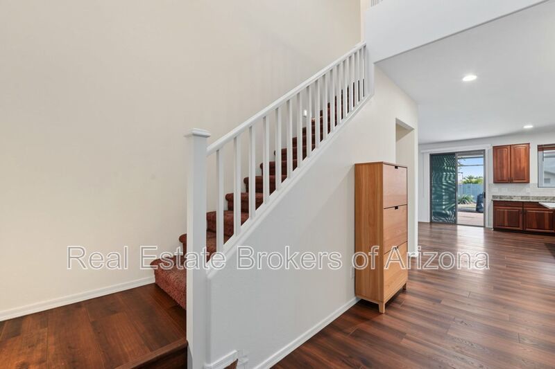 Spacious Sun City Home on a Corner Cul-de-Sac Lot with Beautiful Upgrades! property image