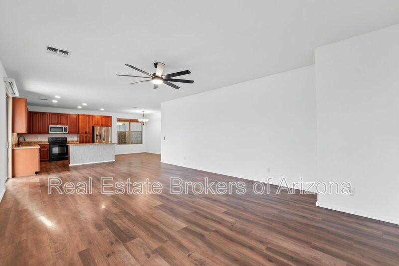 Spacious Sun City Home on a Corner Cul-de-Sac Lot with Beautiful Upgrades! property image