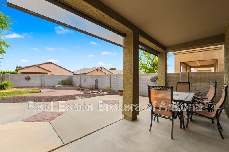 Spacious Sun City Home on a Corner Cul-de-Sac Lot with Beautiful Upgrades! property image