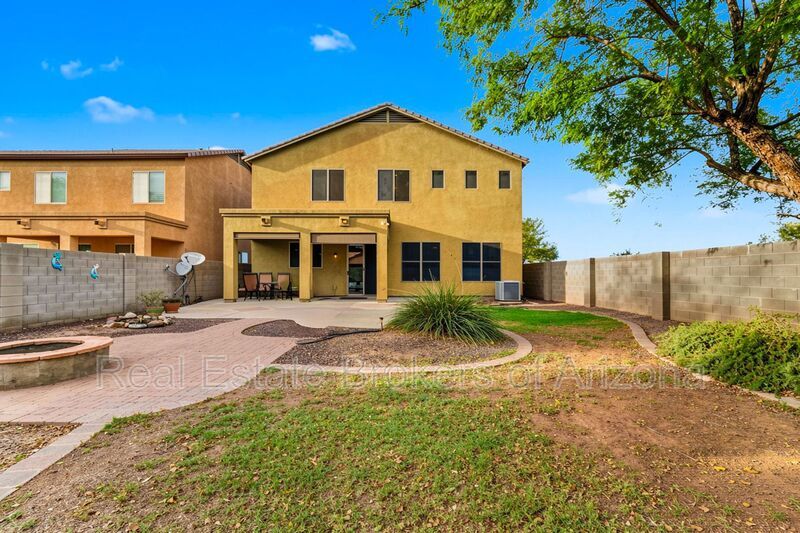 Spacious Sun City Home on a Corner Cul-de-Sac Lot with Beautiful Upgrades! property image