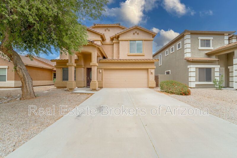 Spacious San Tan Valley Home | 4 Beds, Loft + Grass Backyard property image
